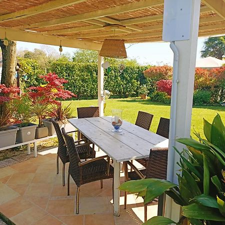 Villa Sabry Turriaco Exterior foto
