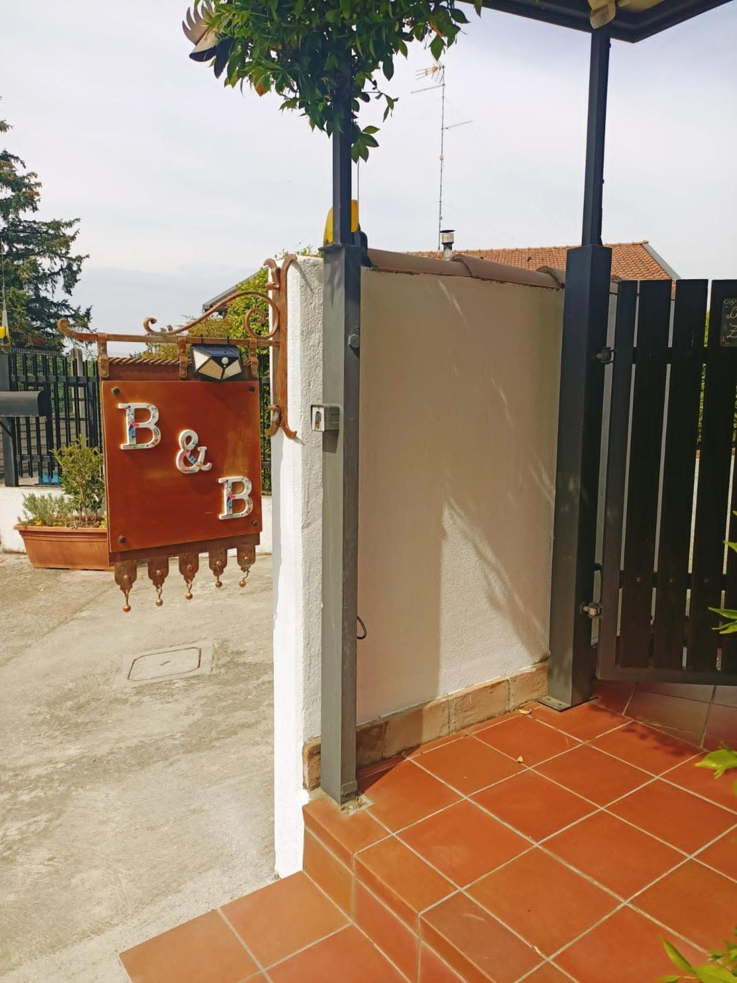 Villa Sabry Turriaco Exterior foto